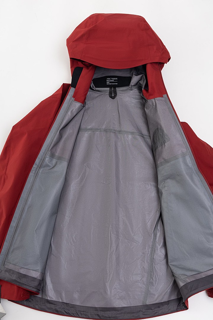 Chanel Red - Image 16