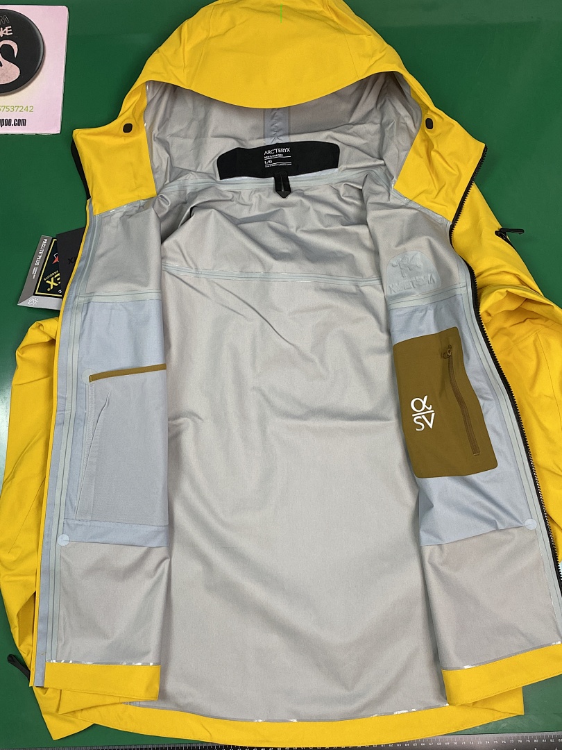 Chanel Edziza Yellow 400¥ - Image 8