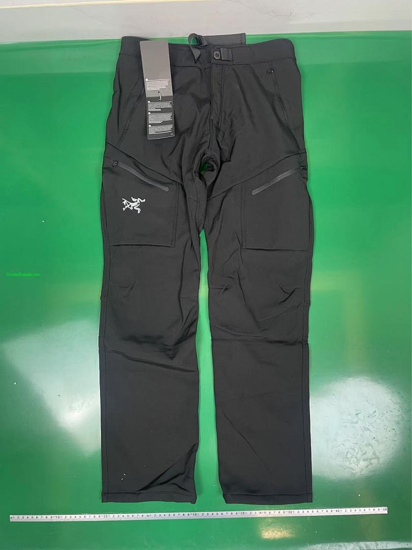 On Running 🔥280SKI PANTS !!! - Image 3
