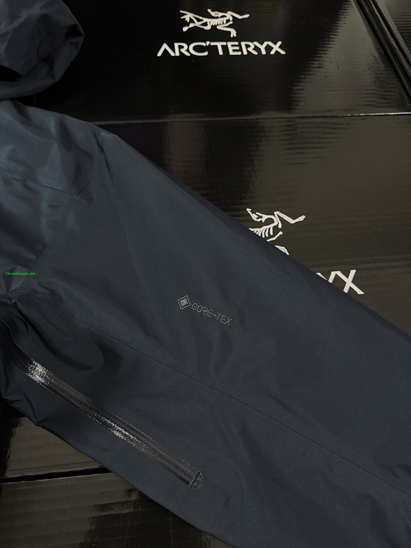Chanel Navy Nylon - Image 11