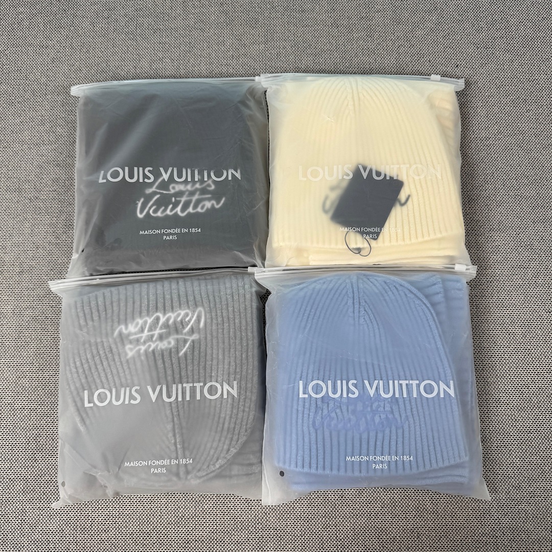 Other ¥99 Two-Piece Set Beanies + Scarves - Image 10