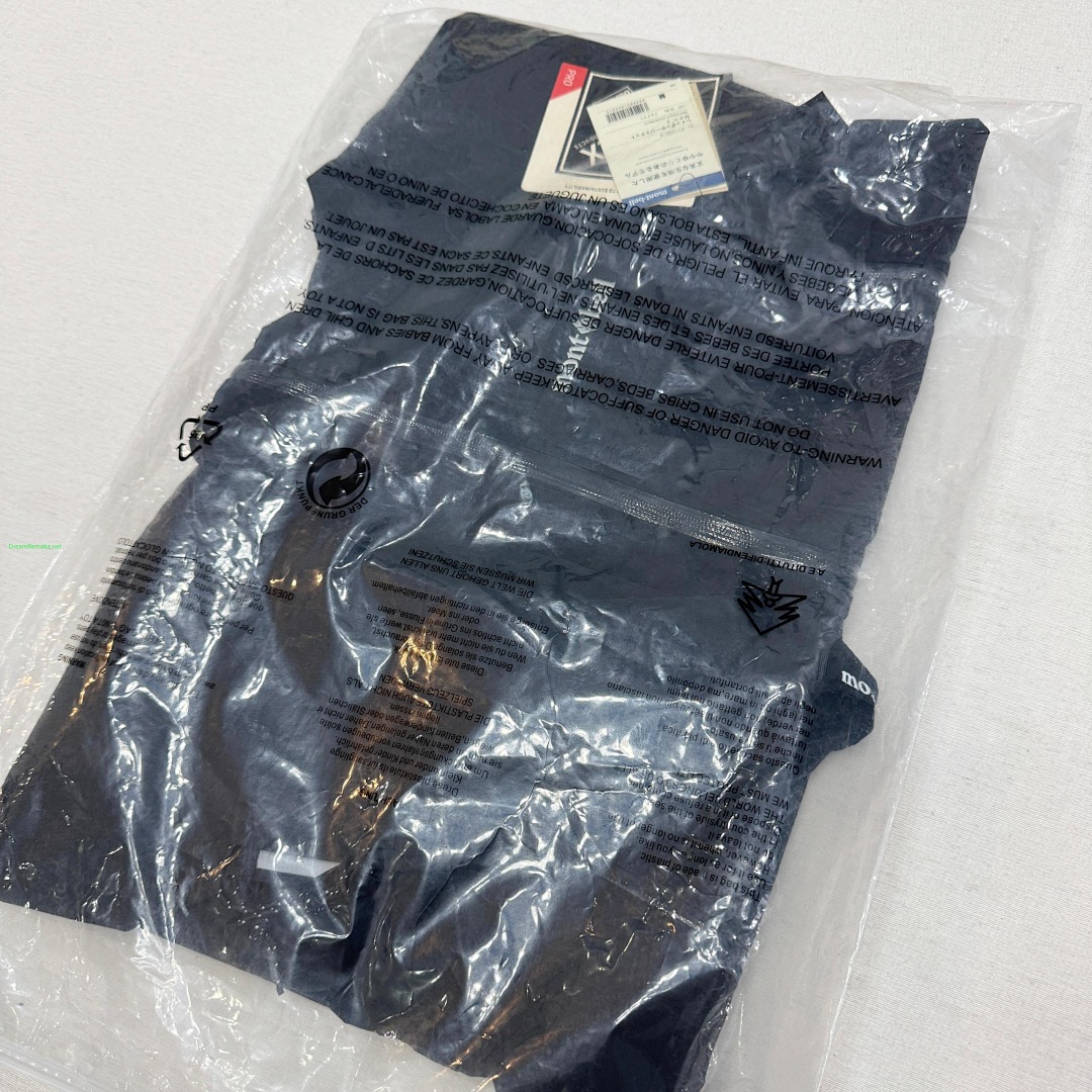 On Running ¥290-Black - Image 18