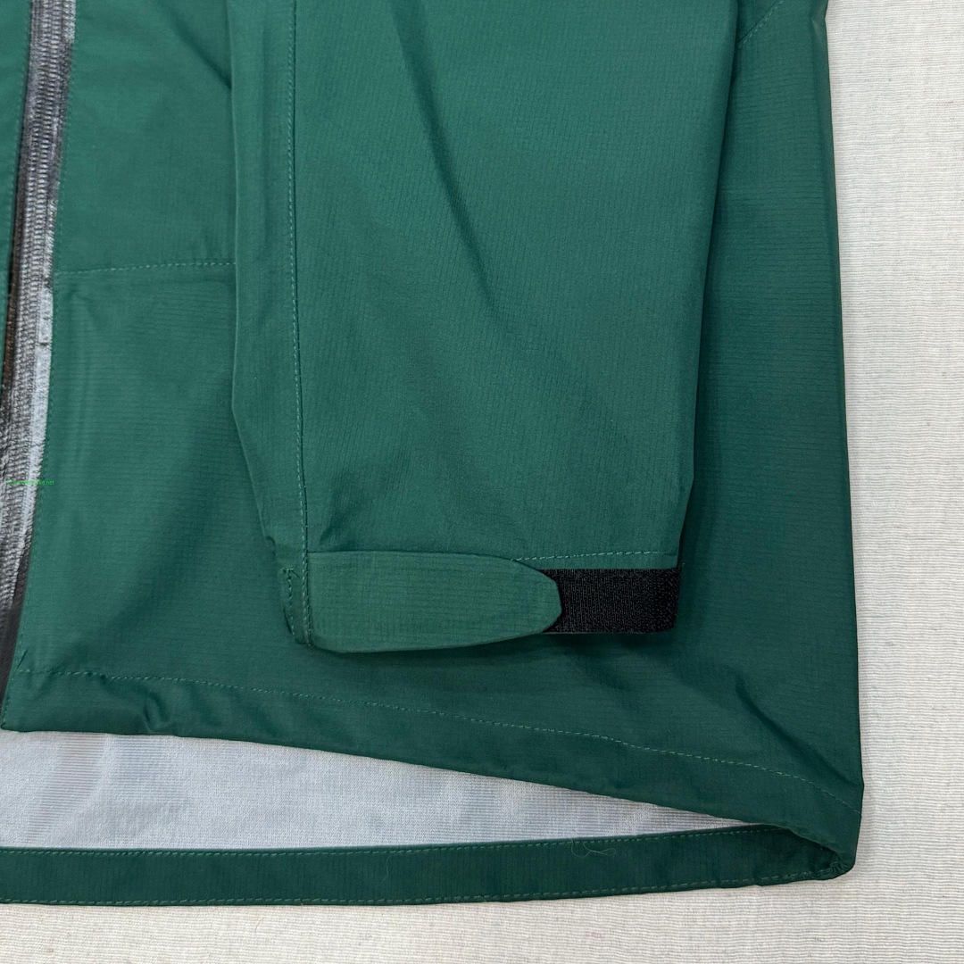 On Running ¥290-Green - Image 11