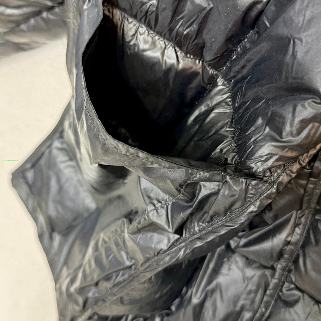 On Running ¥300 Down Jacket - Image 12