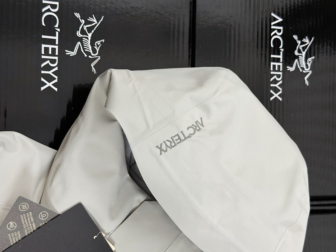 Other ¥600 Goose Down Jacket - Image 17