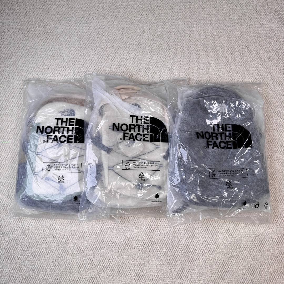Other ¥180 T*N*F Backpack - Image 13