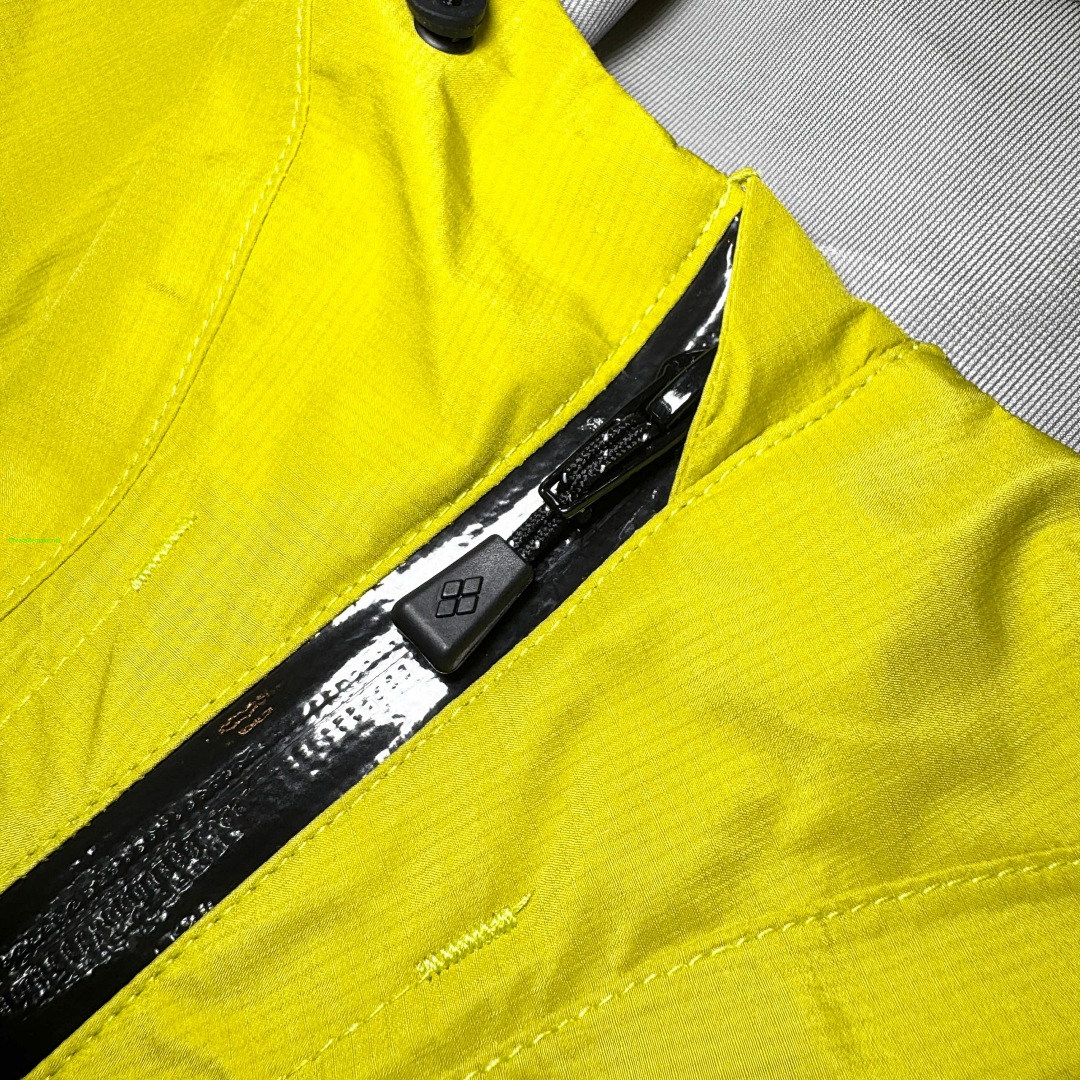 On Running ¥290-Yellow - Image 14