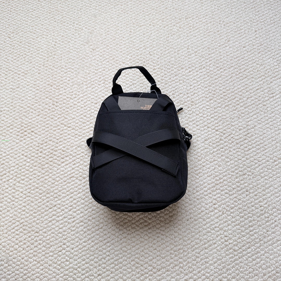 Other ¥70 T*N*F Small Shoulder Bag - Image 7