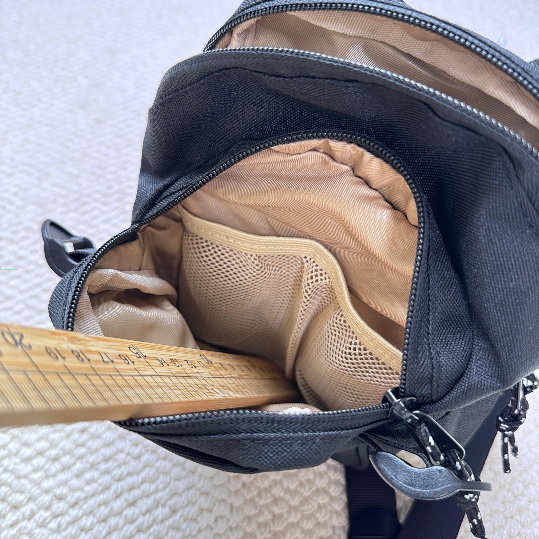 Other ¥70 T*N*F Small Shoulder Bag - Image 10