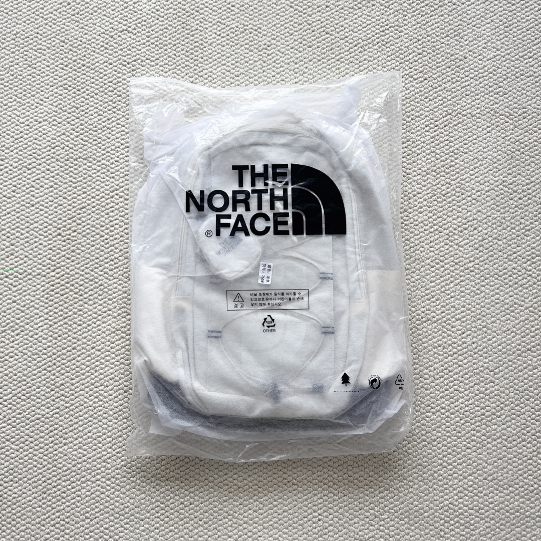 Other ¥150 T*N*F-Backpack - Image 3