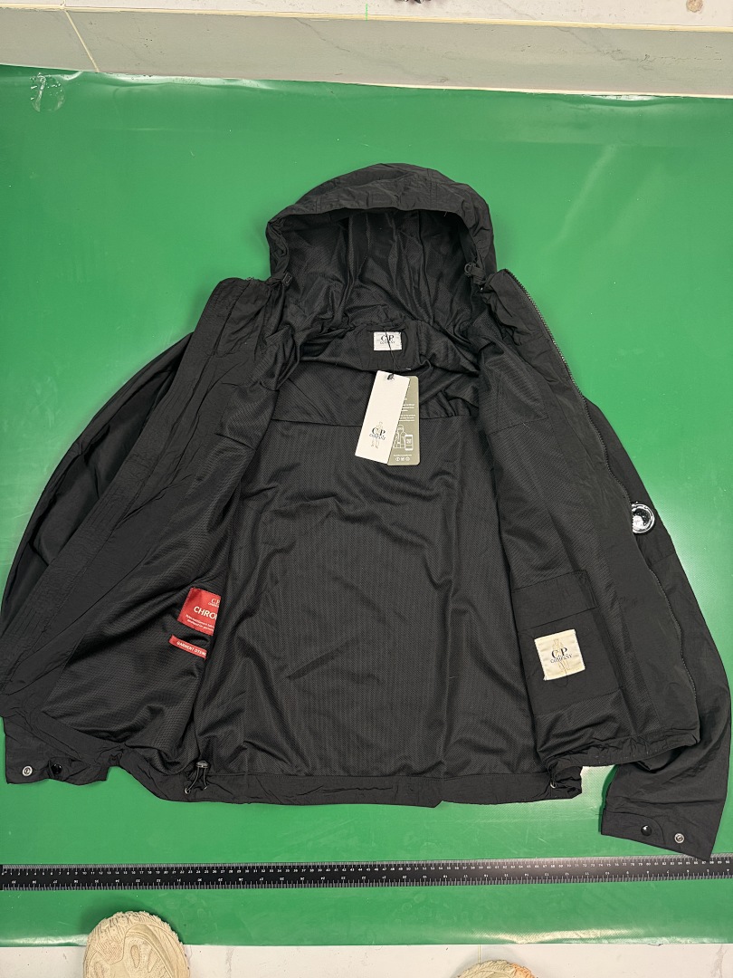 Other 320¥ Chrome-R Hooded - Image 5
