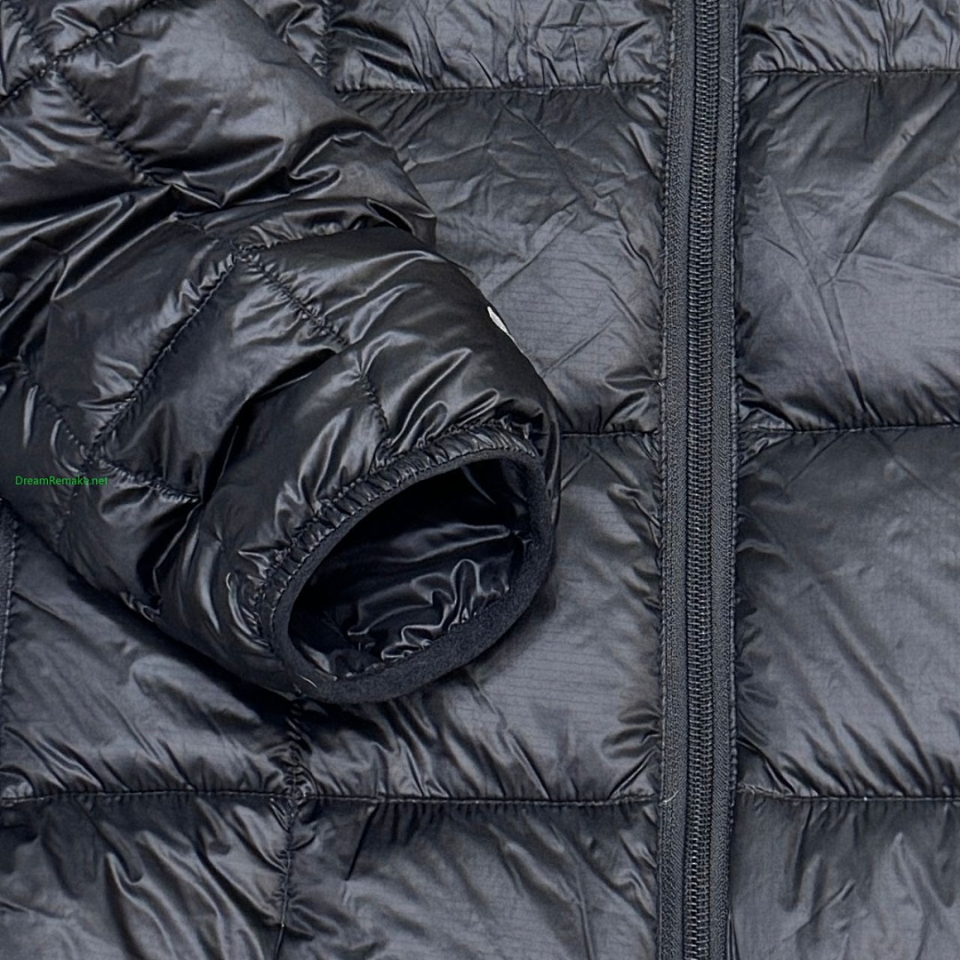 On Running ¥300 Down Jacket - Image 9