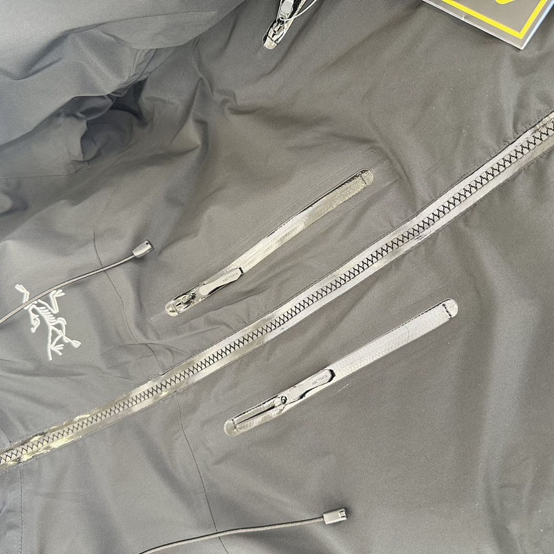 Other 600 Beta Down Jacket - Image 39