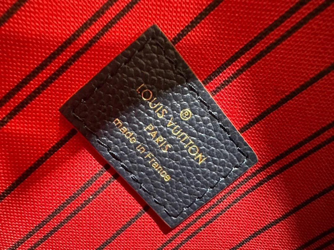 Louis Vuitton - Pochette Métis MM, coloris Marine Rouge /, vue 9