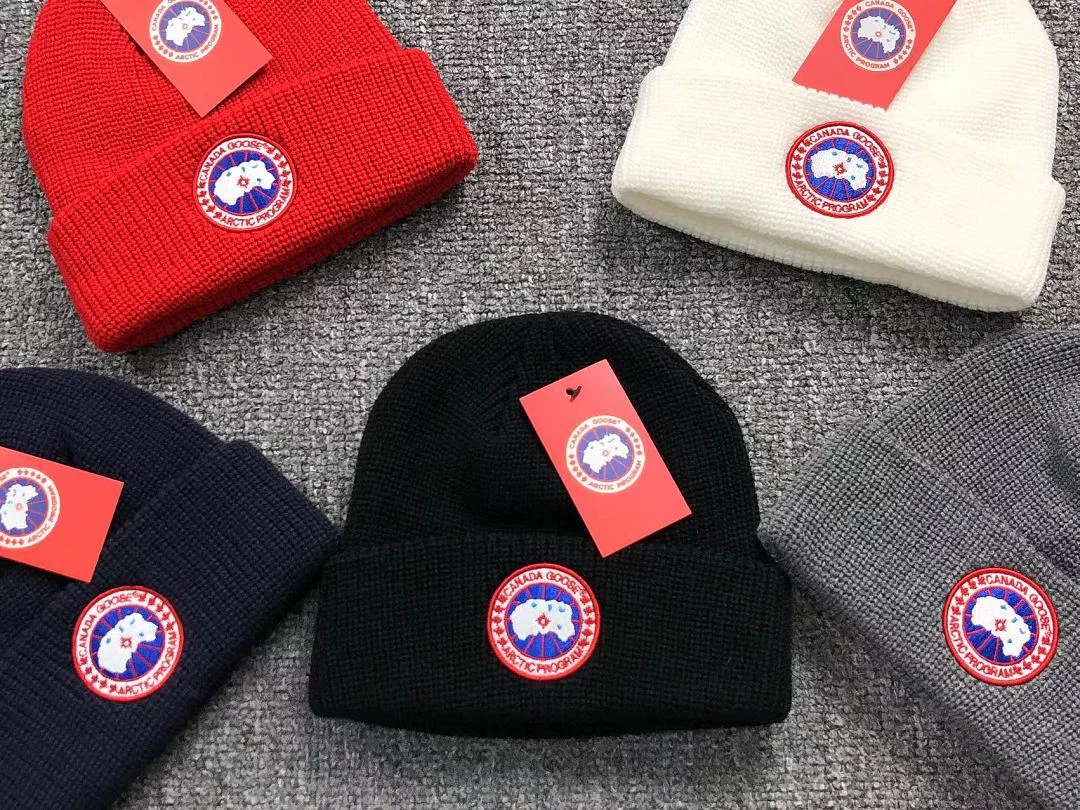 Canada Goose Arctic Disc Toque (also frequently referred to as the Arctic Rib Toque or Arctic Wool Knit Toque). – Black / Red (2)