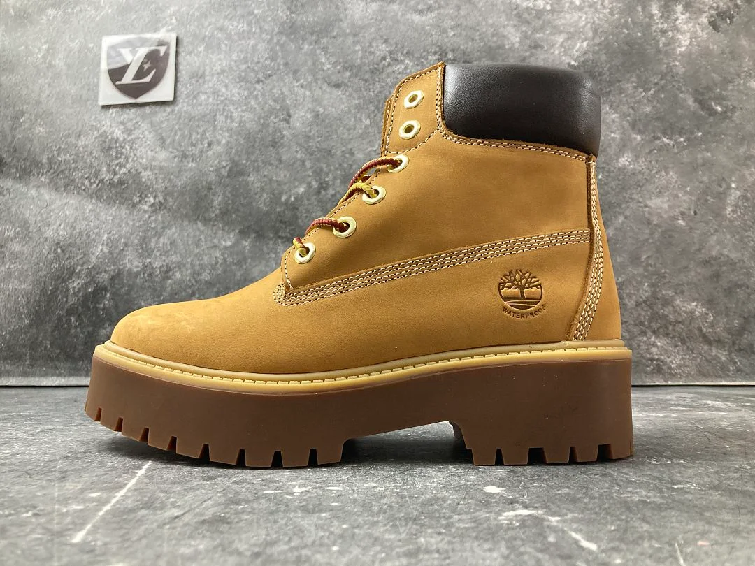 Timberland Stone Street 6-Inch Waterproof Boot (Version plateforme réinterprétant la bottine classique 6 pouces), coloris Wheat Nubuck, vue 5