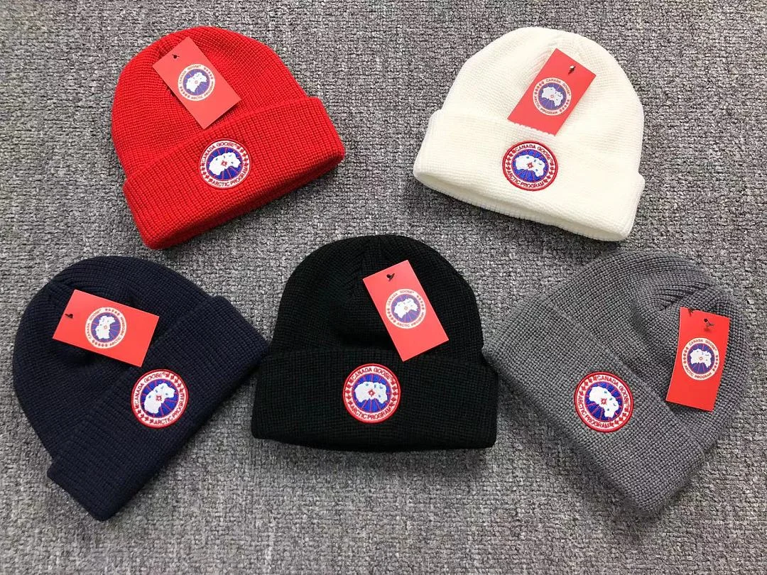 Canada Goose Arctic Disc Toque (also frequently referred to as the Arctic Rib Toque or Arctic Wool Knit Toque). – Black / Red (3)