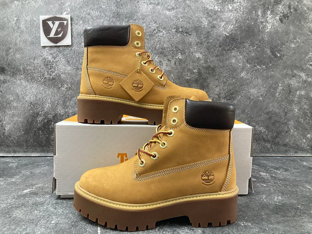 Timberland Stone Street 6-Inch Waterproof Boot (Version plateforme réinterprétant la bottine classique 6 pouces), coloris Wheat Nubuck, vue 4